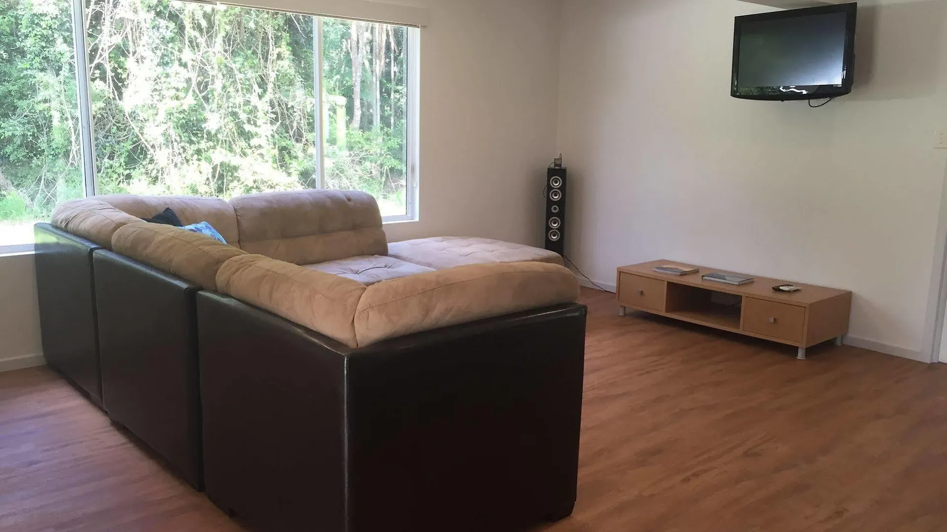 Blackwattle Farm B&B Beerwah Hotel